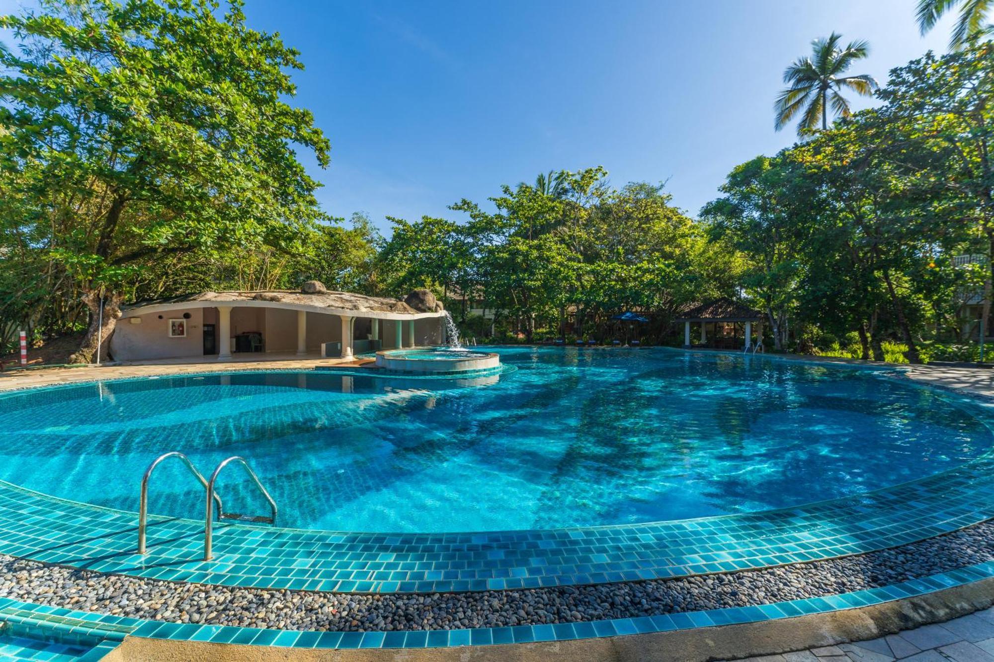 Siddhalepa Ayurveda Resort - All Meals, Ayurveda Treatment And Yoga Wadduwa Ngoại thất bức ảnh
